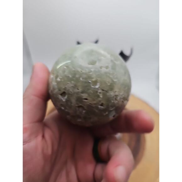 1lb 70mm Green Quartz W/Dragon Stand - Picture 9 of 15